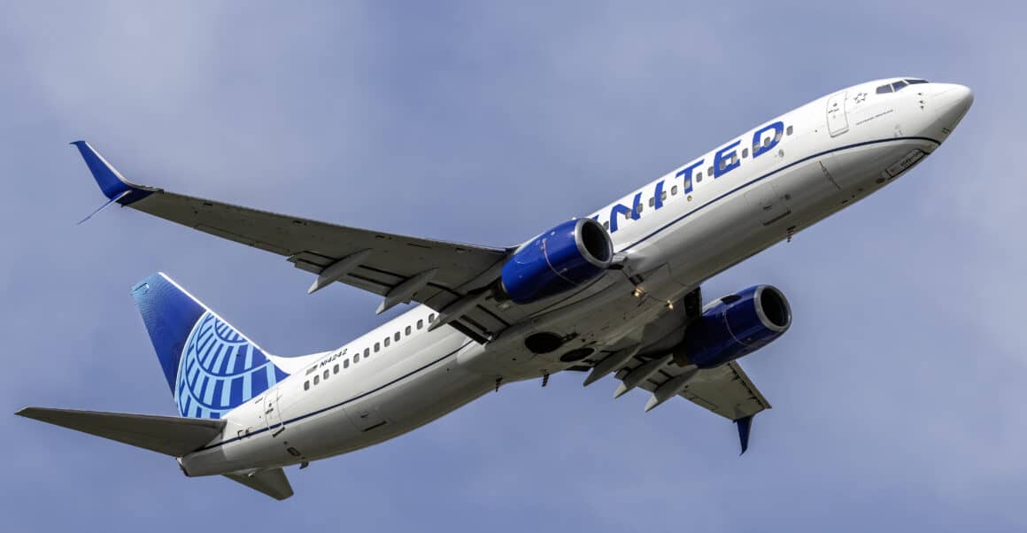 Relatório de ataque de drone da United Airlines sob investigação da FAA perto de San Diego