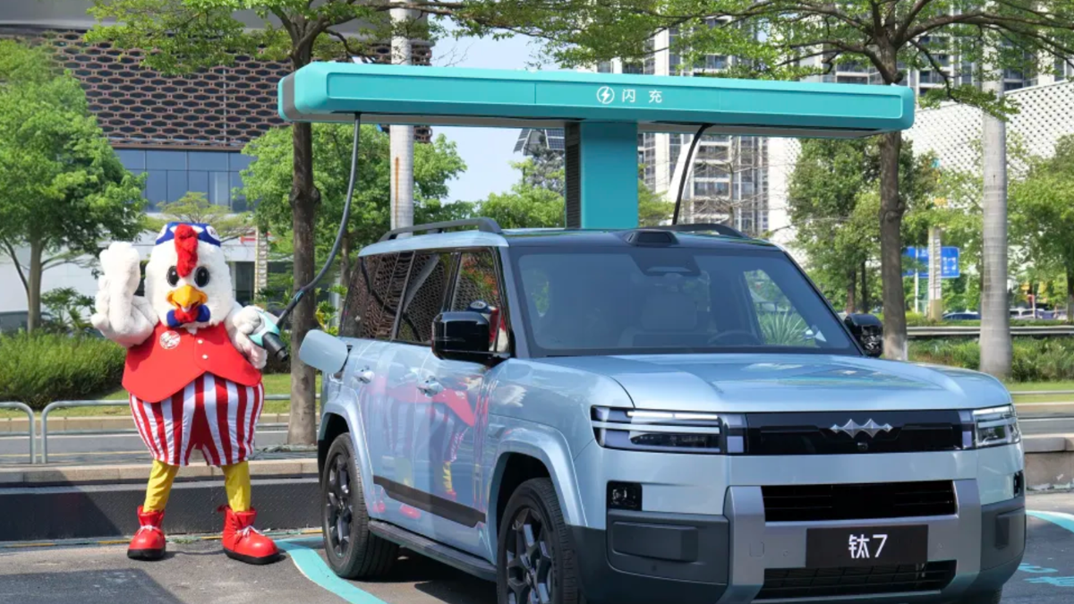 A BYD quer que você carregue seu EV ao fazer o pedido do KFC – em menos de 10 minutos