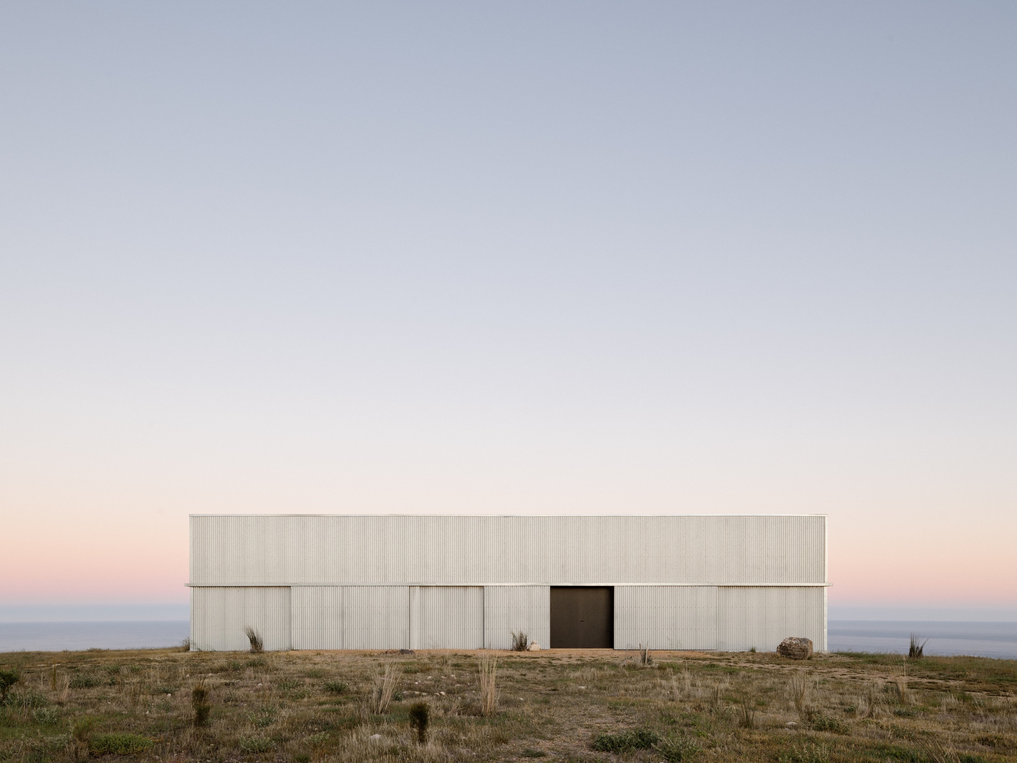 Galpão Carrickalinga / Architects Ink