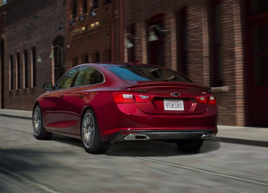 GM faz recall de 271 mil sedãs Chevy Malibu após falha nas câmeras retrovisoras