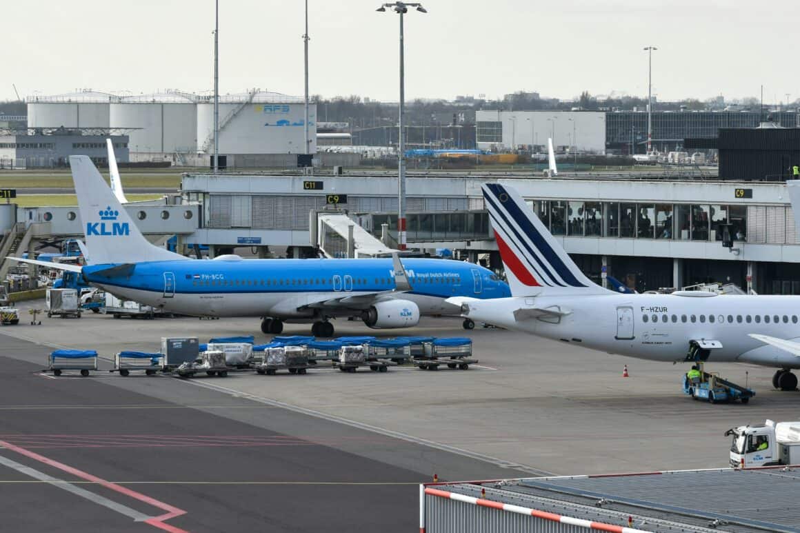 Escassez de combustível de aviação na Europa é iminente? Como o conflito com o Irã está abalando a aviação global