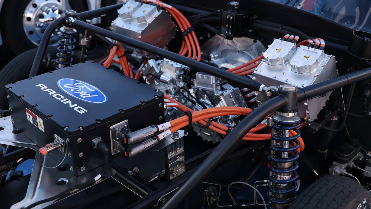 A Ford acaba de construir um Mustang elétrico de 2.200 HP que funciona em 6,8 segundos