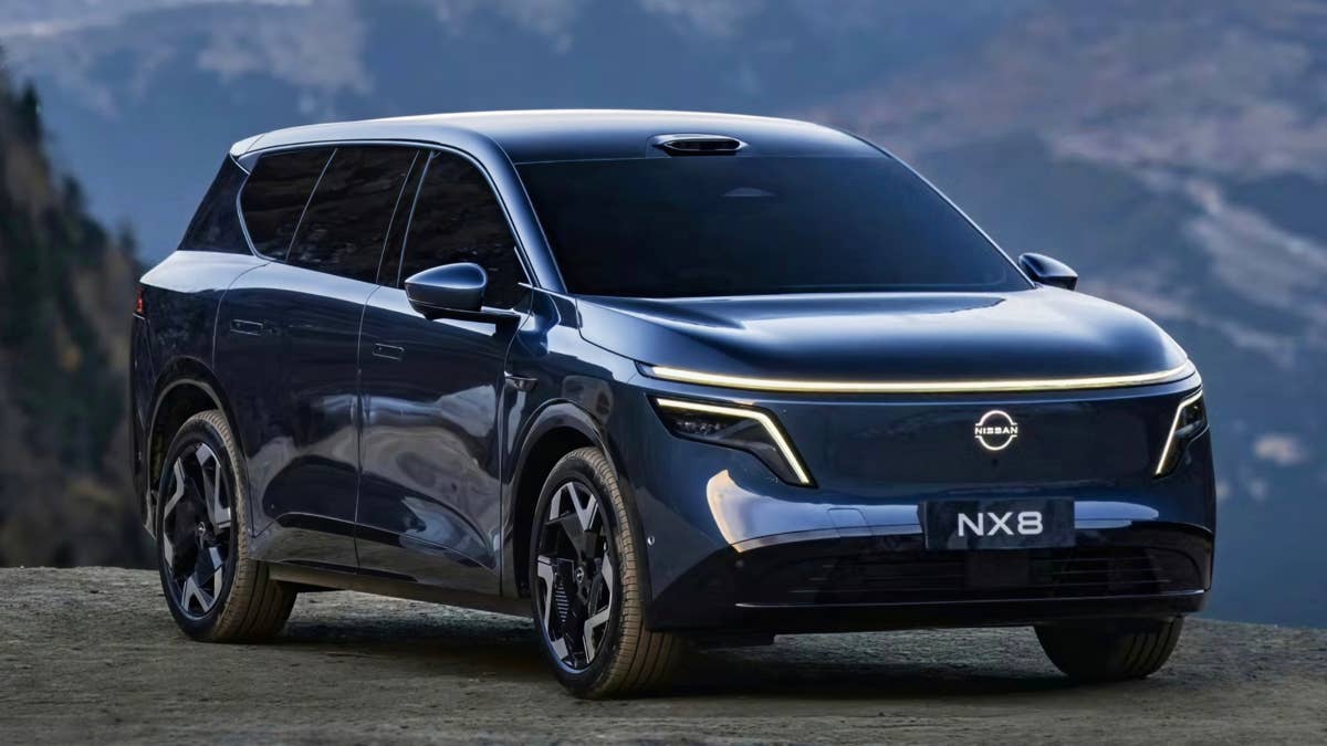 O EV do tamanho do Pathfinder da Nissan vem em duas versões – uma com 900 milhas de alcance