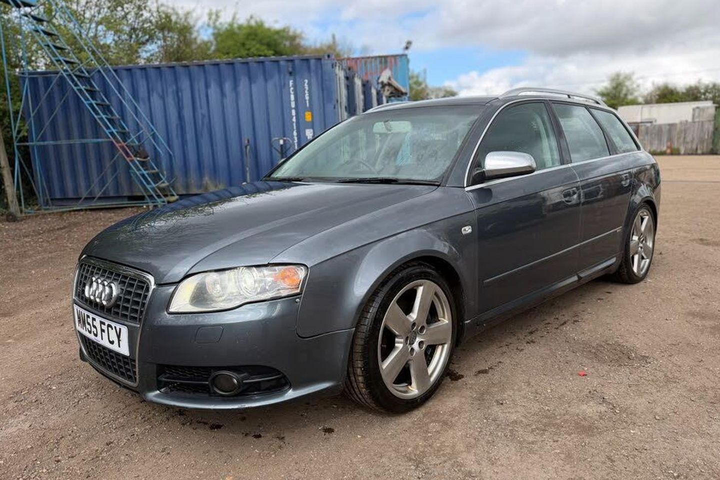Audi A4 3.2 FSI | Galpão da Semana