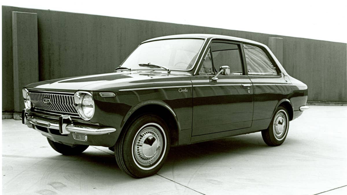 O Corolla de 60 anos da Toyota não está recebendo a grande comemoração que você esperaria
