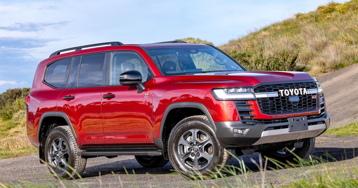 Preços do Toyota LandCruiser Hybrid em 2026: as novas variantes de ‘híbrido de desempenho’ são os LandCruisers mais caros e potentes de todos os tempos