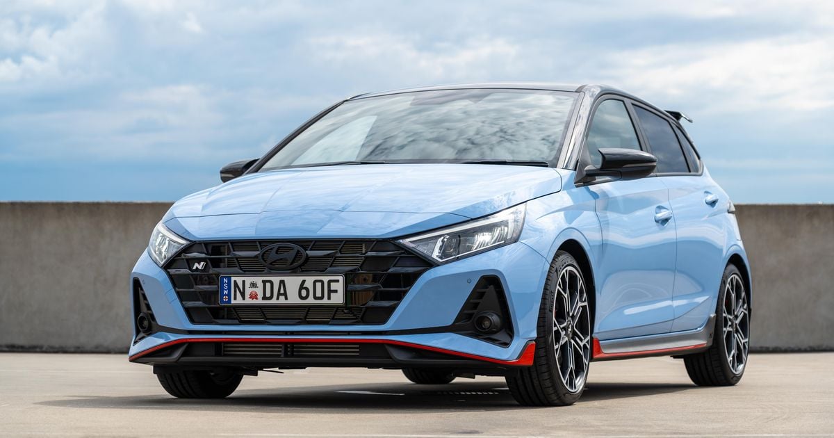 Hot hatches Hyundai i20 N e i30 N serão lançados com estrondo
