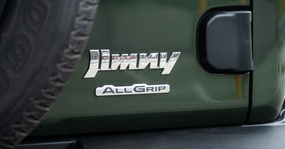 Atualização do Suzuki Jimny 2026 espionou testes