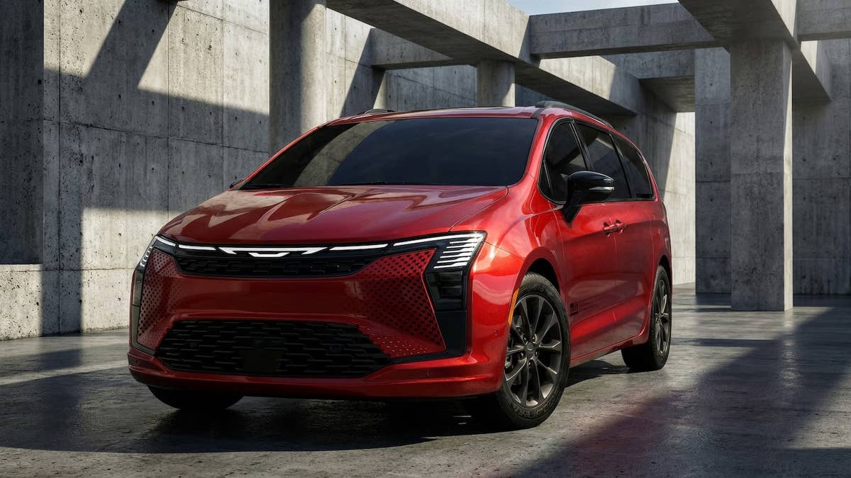 Chrysler Pacifica junta-se às comemorações do 250º aniversário da América com pacote A250 limitado