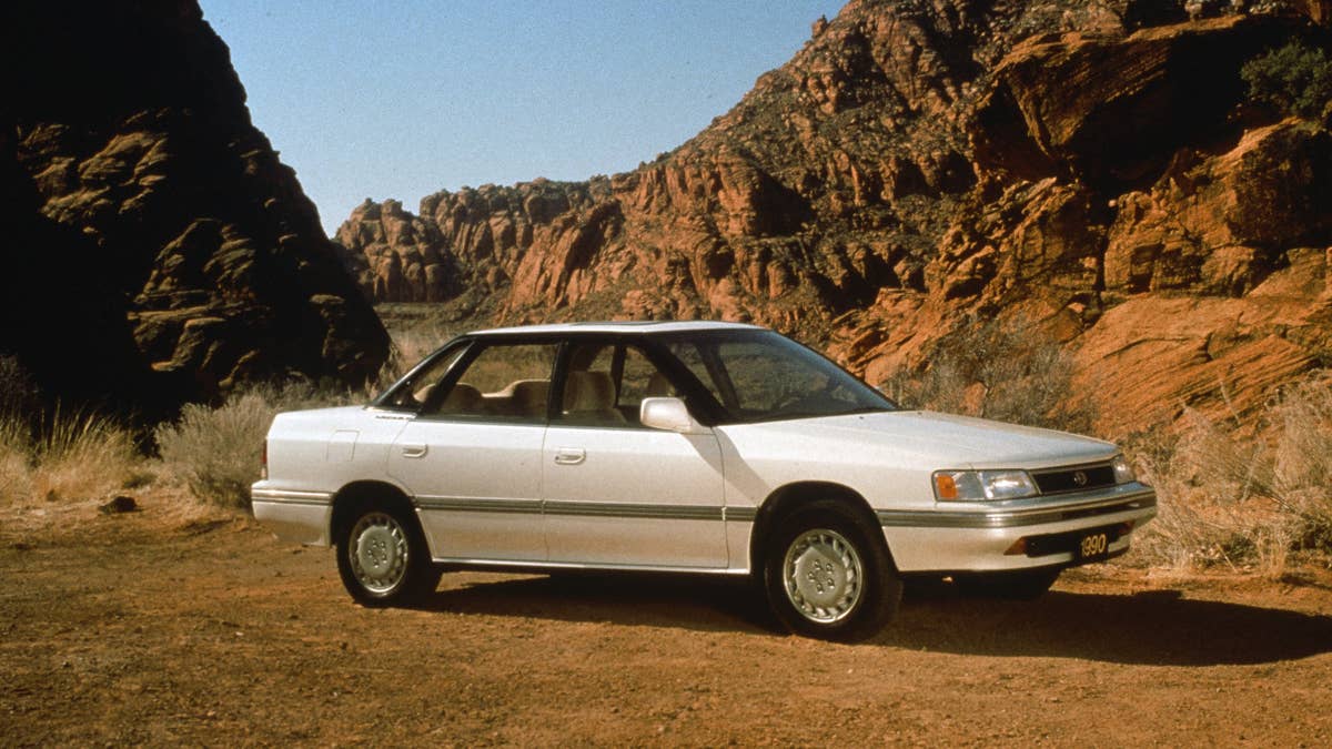Subaru Legacy Turbo foi o sedã esquecido que tornou possível a história do WRX