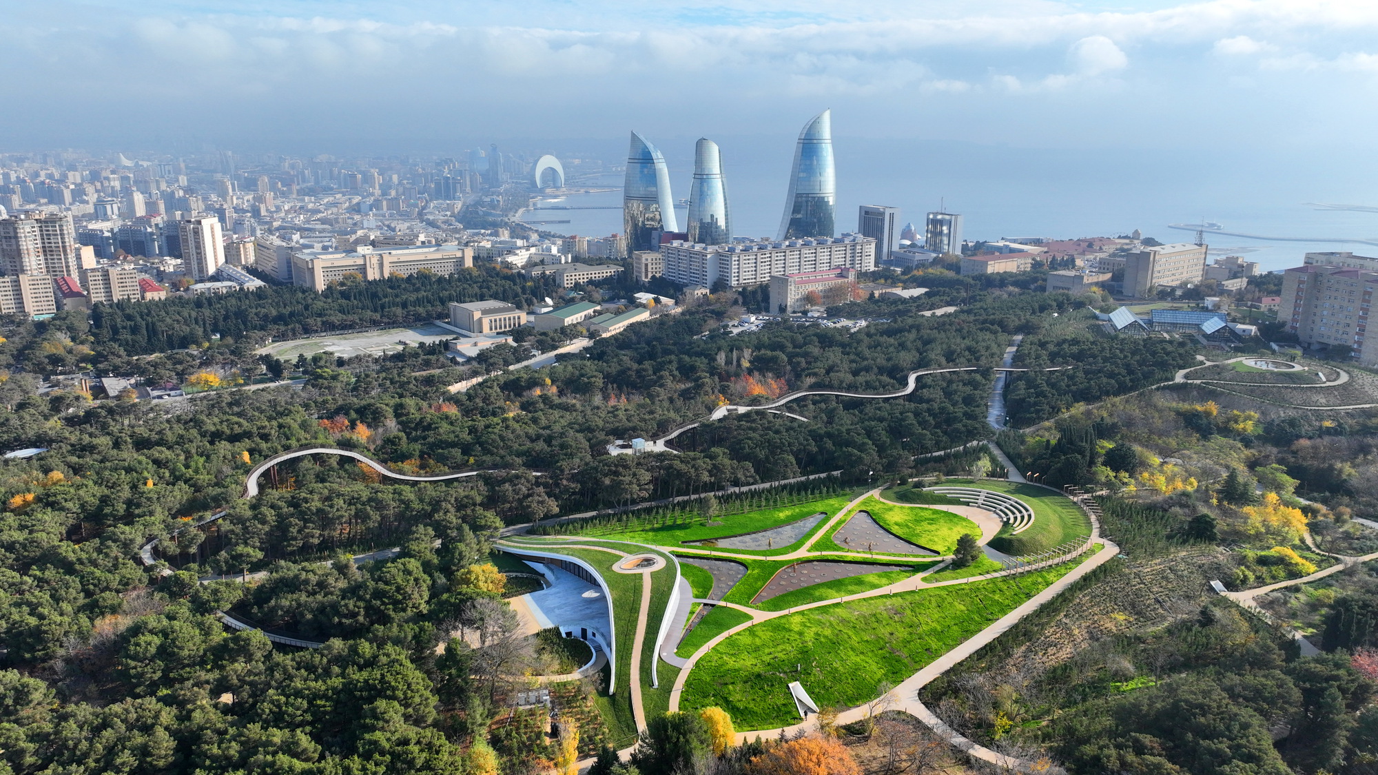 Guia da cidade de arquitetura de Baku: 15 projetos que reestruturam a capital do Azerbaijão
