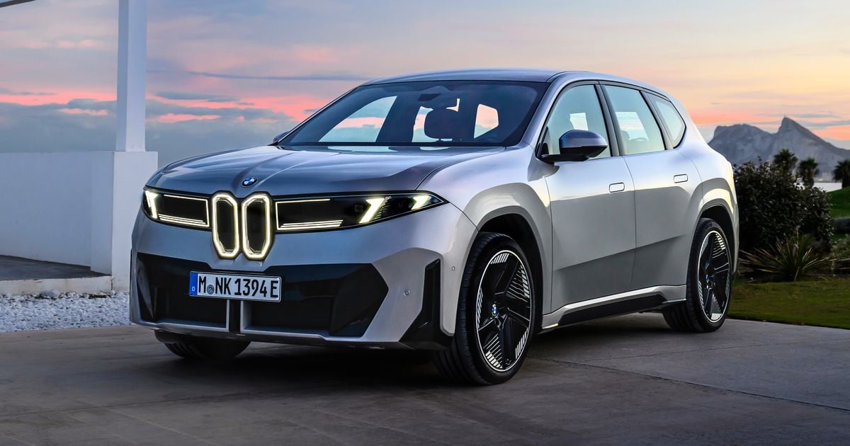 2026 BMW iX3 EV cai abaixo de US$ 90.000 com novo modelo básico