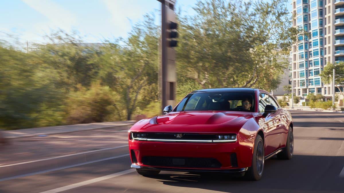 Dodge Charger EV de 7.000 milhas perdeu US$ 50.000 em valor após apenas um ano