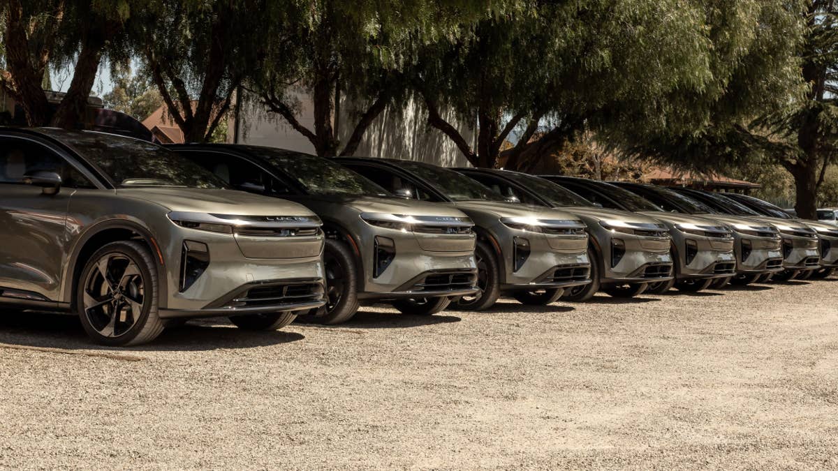 Lucid acaba de abandonar sua previsão de produção para 2026 com a entrada do novo CEO