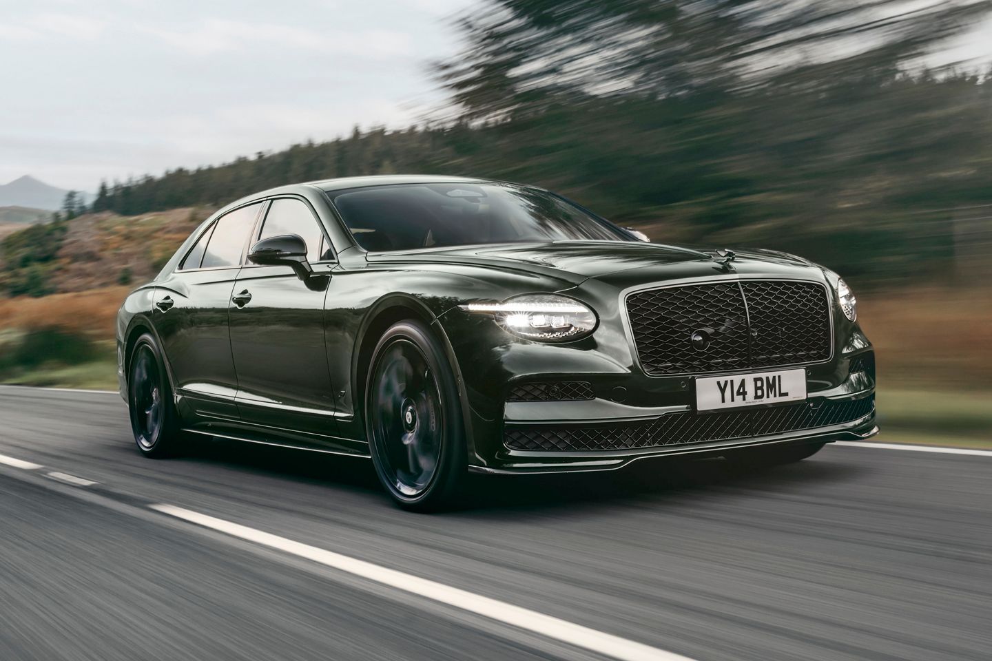 A atualização do Bentley Flying Spur oferece novo modelo ‘S’