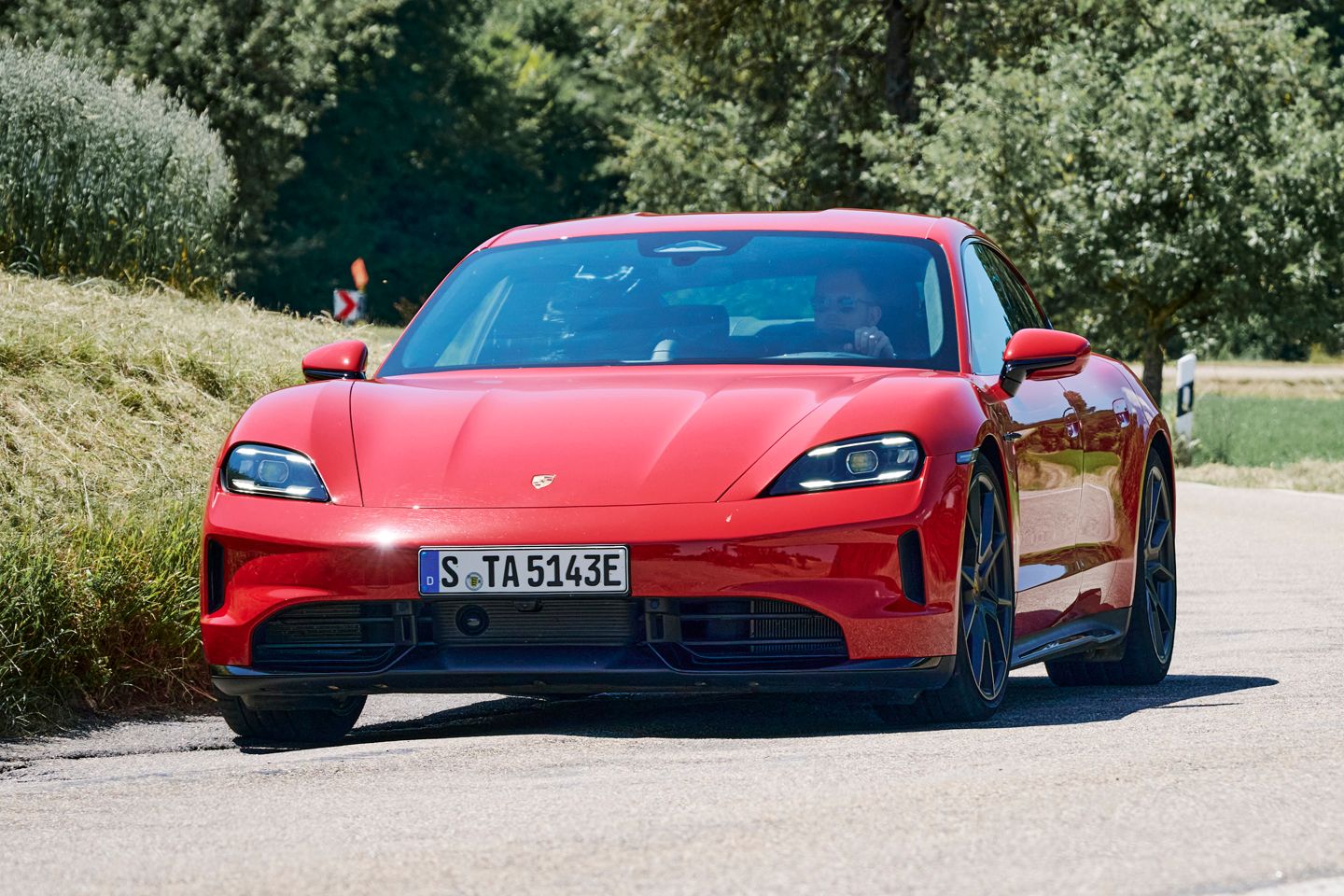 2026 Porsche Taycan E-Shift | Revisão de pH