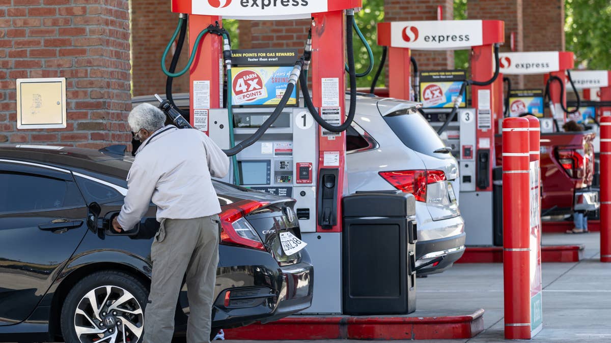 A luta contra a proibição de carros a gasolina na Califórnia com a EPA acaba de voltar