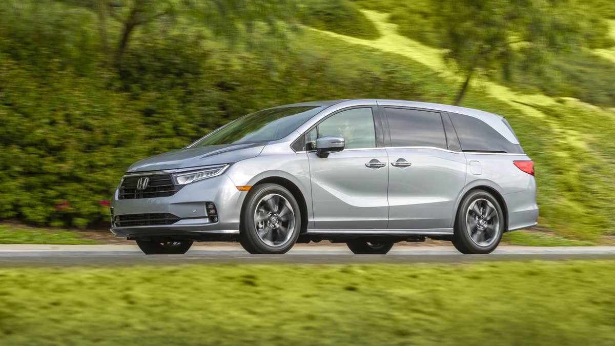 Proprietários do Honda Odyssey afirmam que airbags foram acionados sem acidente