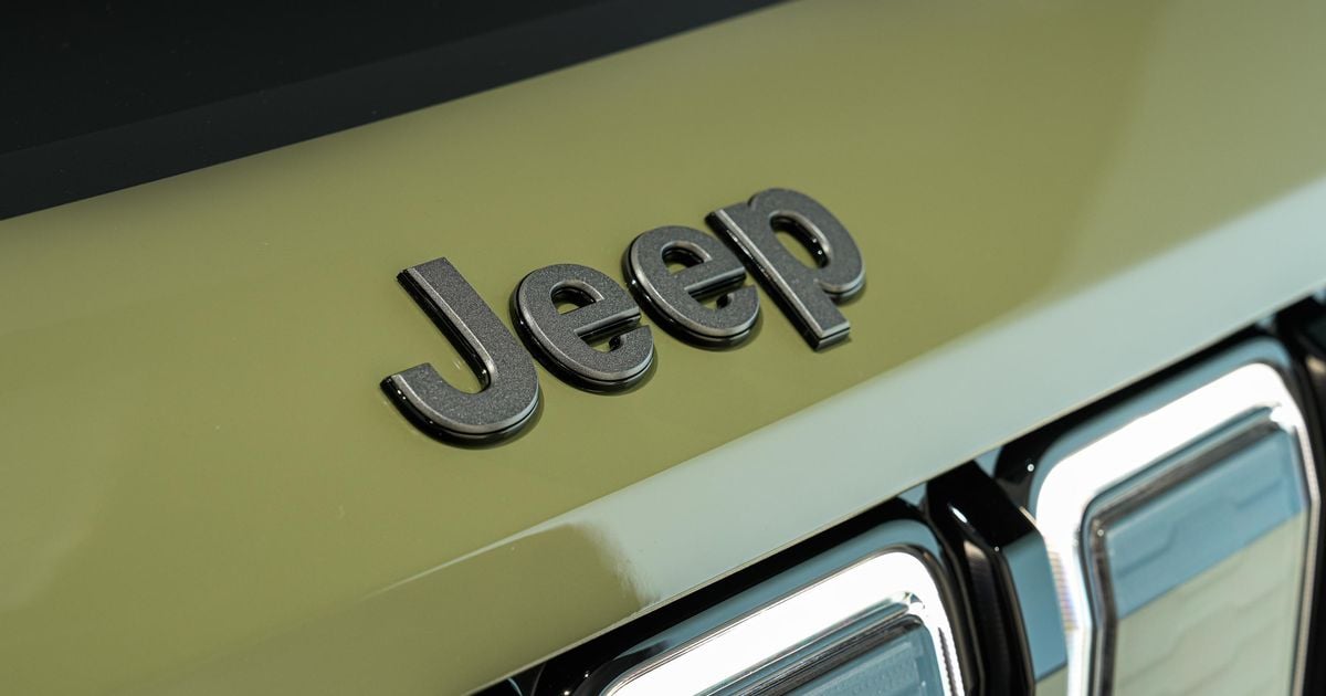 Jeep Australia permanece com Wrangler, novo rival chinês do Bronco se firmando