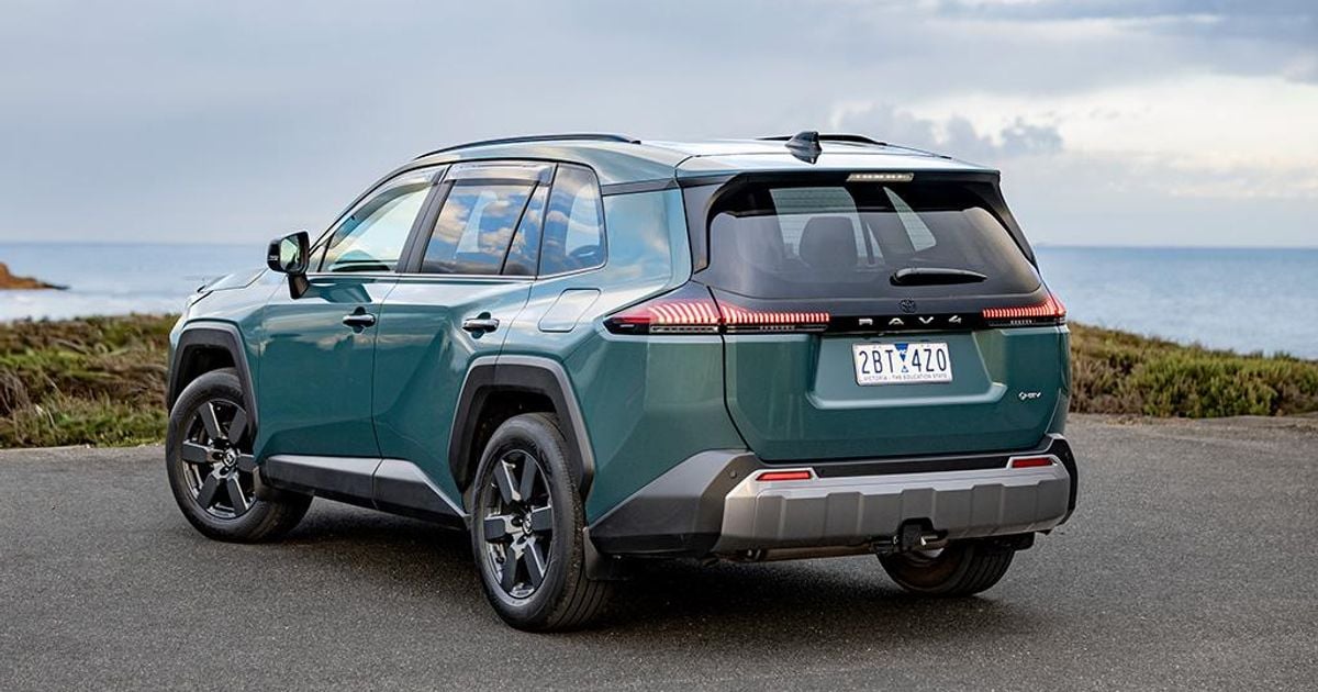 Toyota luta contra a BYD com estoque extra e maior previsão de vendas para 2026