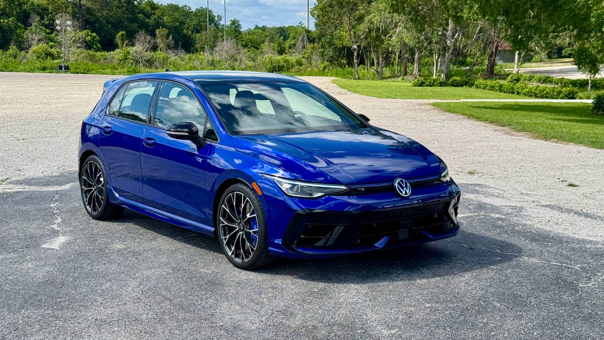 Volkswagen afirma que 4 em cada 10 compradores do Golf R não considerarão outro carro