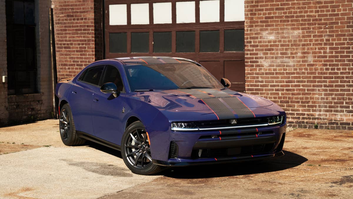 Um Dodge Charger mais potente está chegando, mas não espere um Hemi ainda
