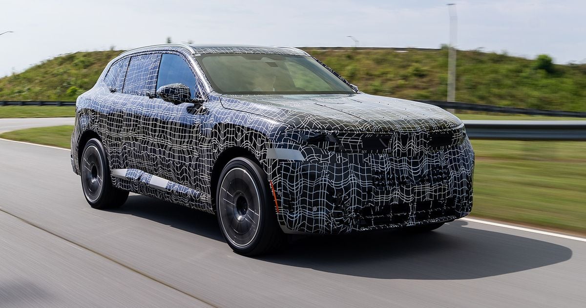 SUV elétrico BMW iX5 revelado com a maior bateria de sempre da marca