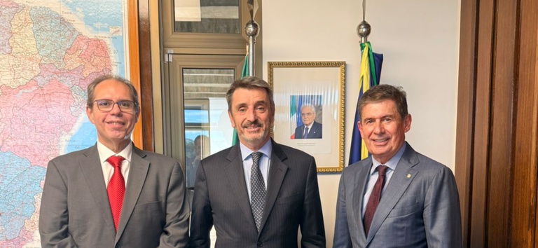 Brasil e Itália avançam em parceria para tornar a infraestrutura de transportes mais resiliente às mudanças climáticas — Agência Nacional de Transportes Terrestres