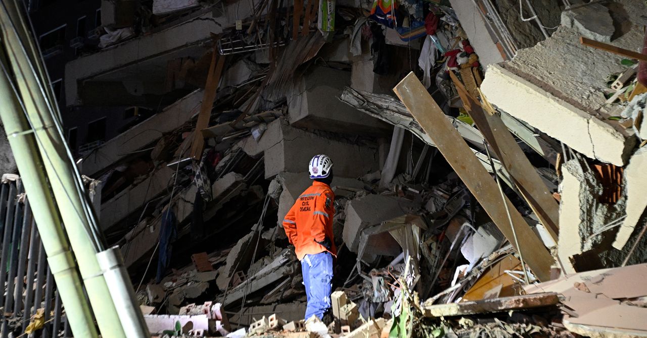 Dois grandes terremotos atingiram a Venezuela. Milhares têm medo de morrer