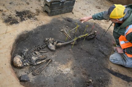 Homem com crânio quebrado encontrado em forno Corded Ware – The History Blog