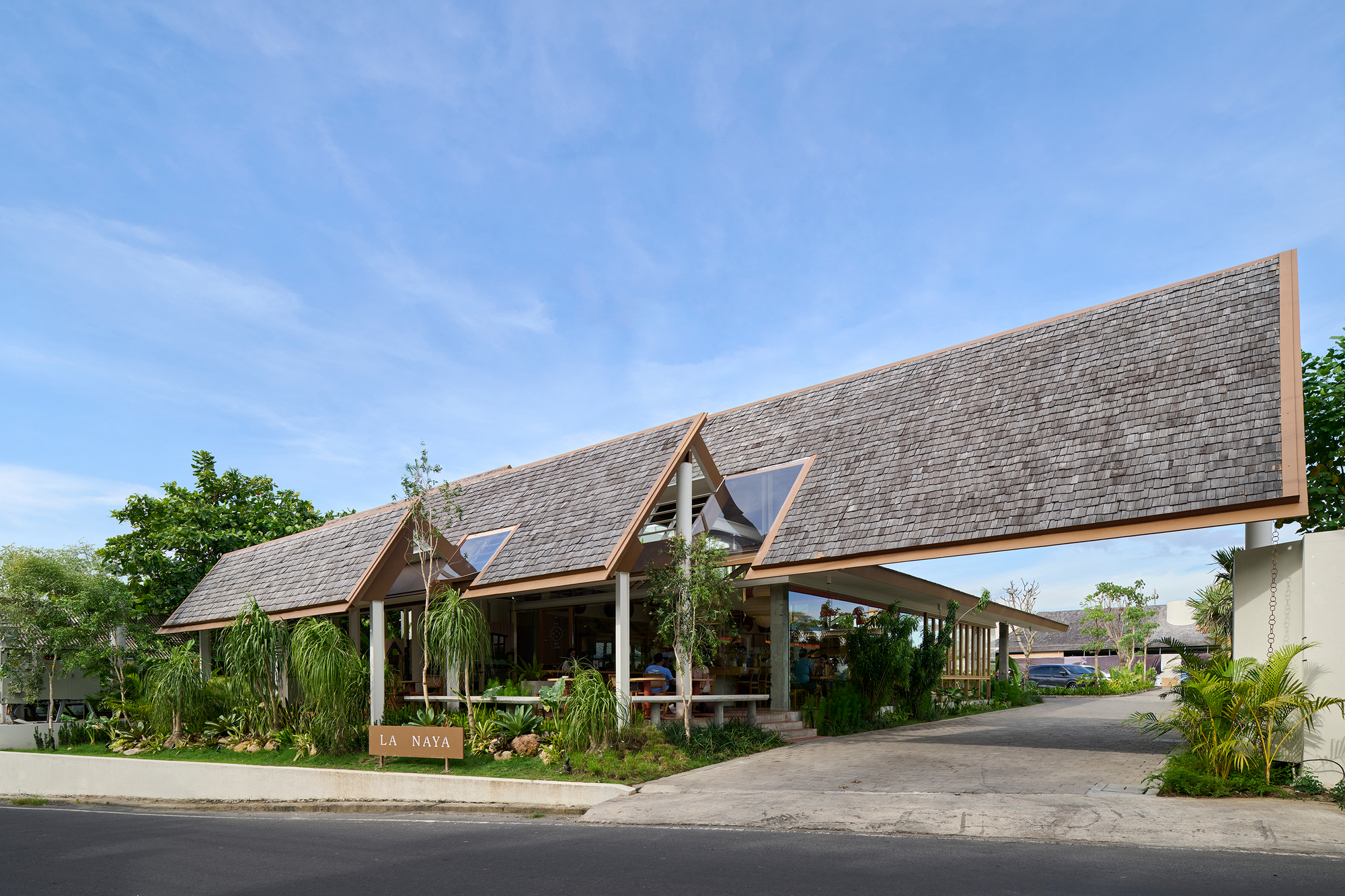 Restaurante La Naya / WOFF
