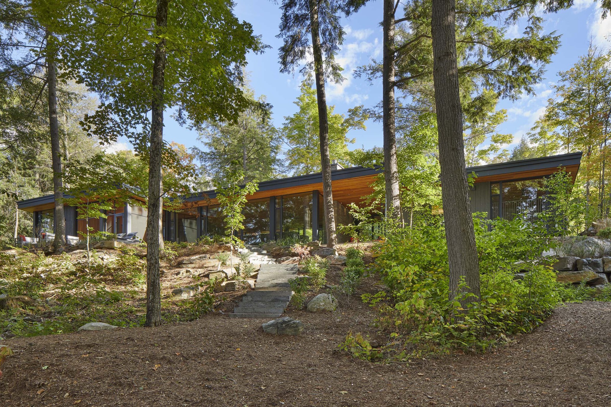 Chalé Percy Lake / Michael Taylor Arquitetura + Design