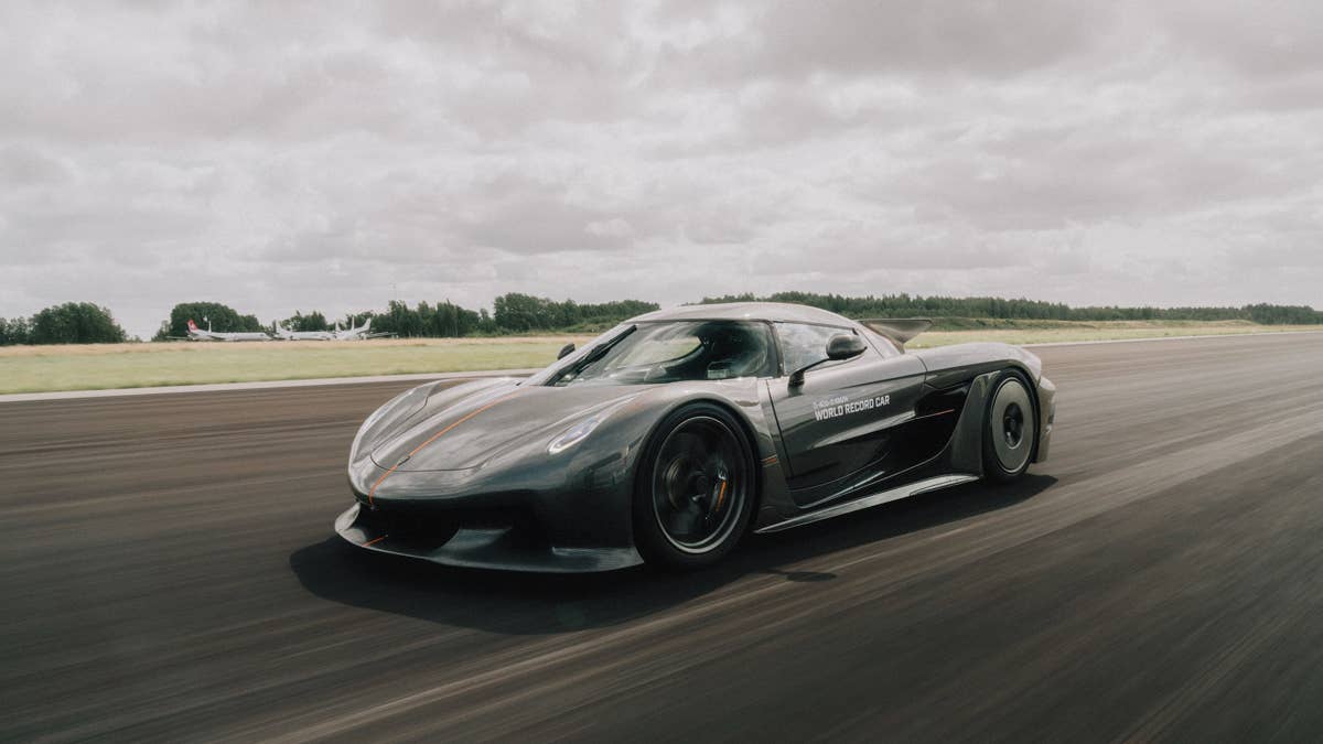Koenigsegg Jesko Absolut acaba de estabelecer o recorde de quarto de milha mais rápido para um carro de produção