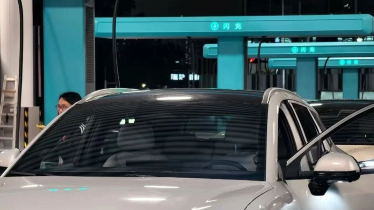 A inovação no carregamento de veículos elétricos de 9 minutos da BYD está presa fora da América