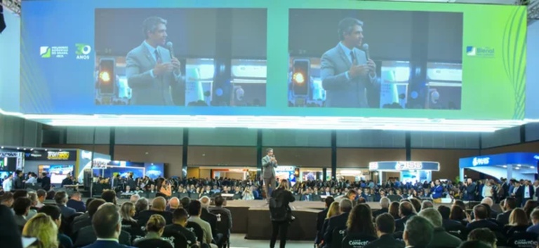 ANTT destaca compromisso com a segurança viária em painel de abertura da Bienal das Rodovias — Agência Nacional de Transportes Terrestres