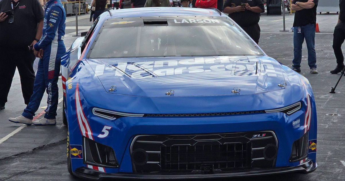 A Chevrolet acabou de provocar o próximo Camaro? Show car da NASCAR gera especulações