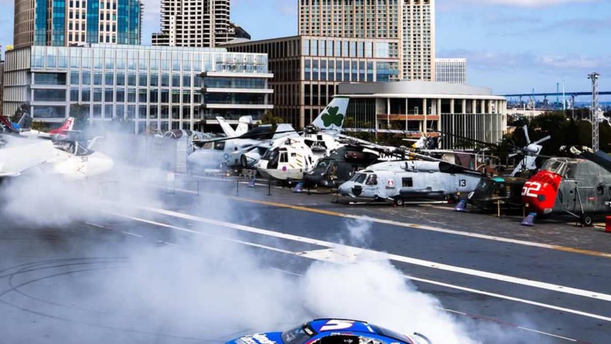 O show car da NASCAR da Chevy pode ter acabado de provocar o próximo Camaro