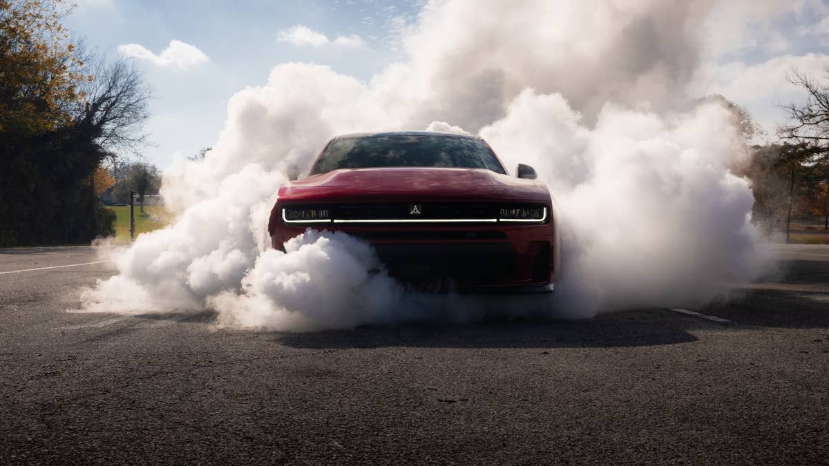 Um novo Dodge Charger SRT Hellcat pode estar mais perto do que os fãs pensam