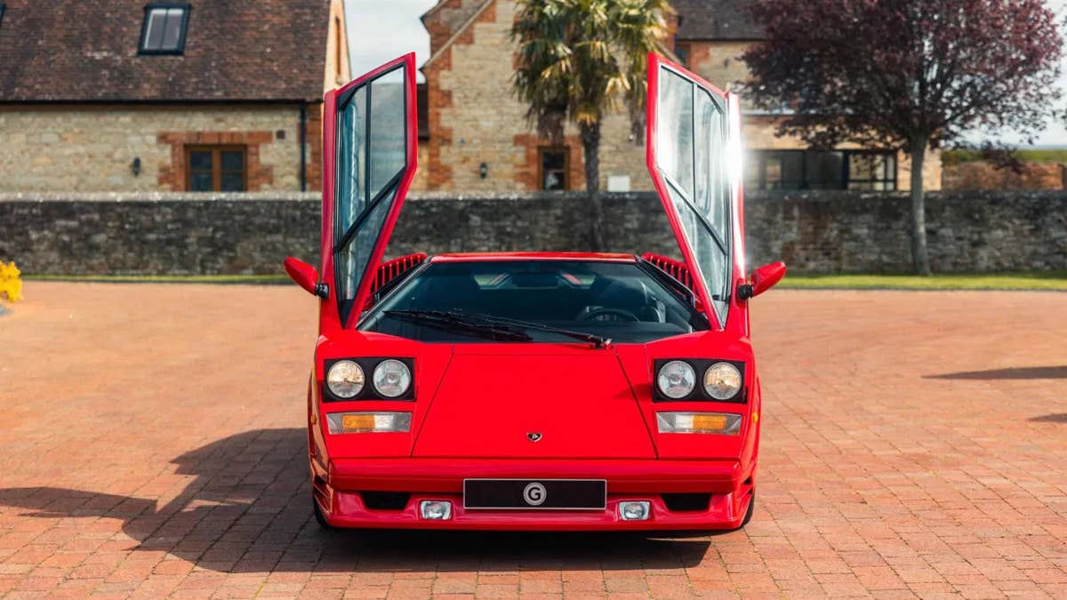 Este Lamborghini Countach de 1.000 milhas tem uma conexão secreta com a Pagani