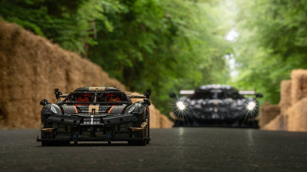 ASSISTIR: Por dentro do hipercarro Lego Technic que bateu recorde da Koenigsegg