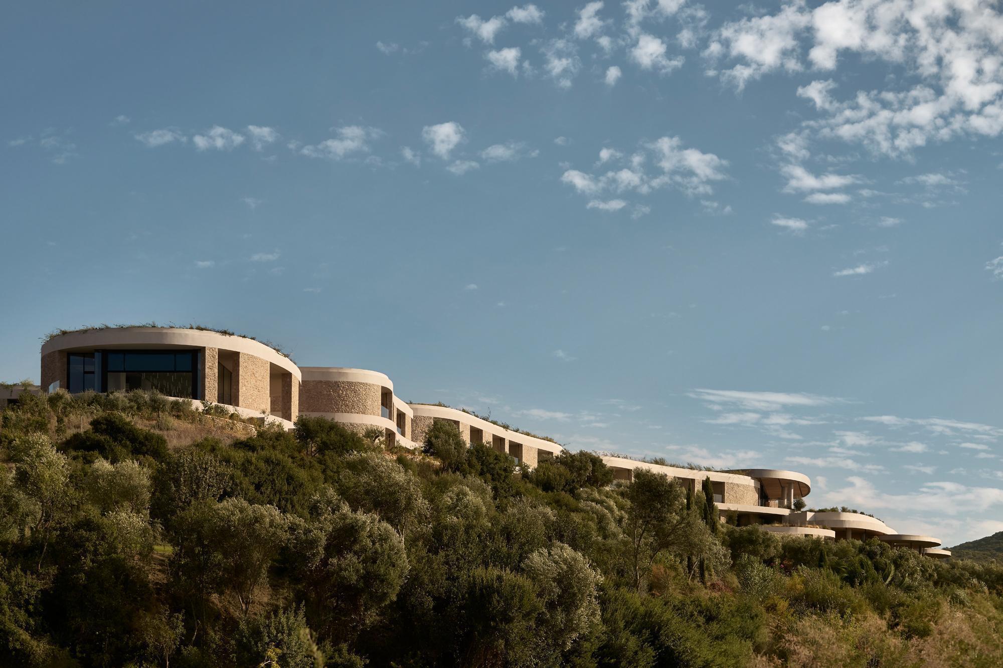 Mandarin Oriental Costa Navarino / AN Tombazis & Associates Architects + K-Studio