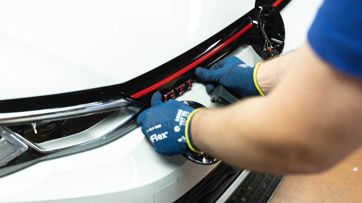 A Volkswagen está cortando 28.000 empregos enquanto a gigante automobilística alemã encolhe para sobreviver