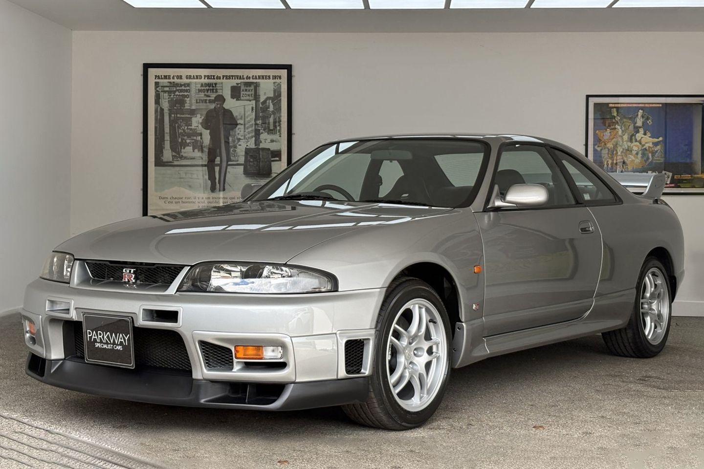 Nissan Skyline GTR (R33) | Identificado