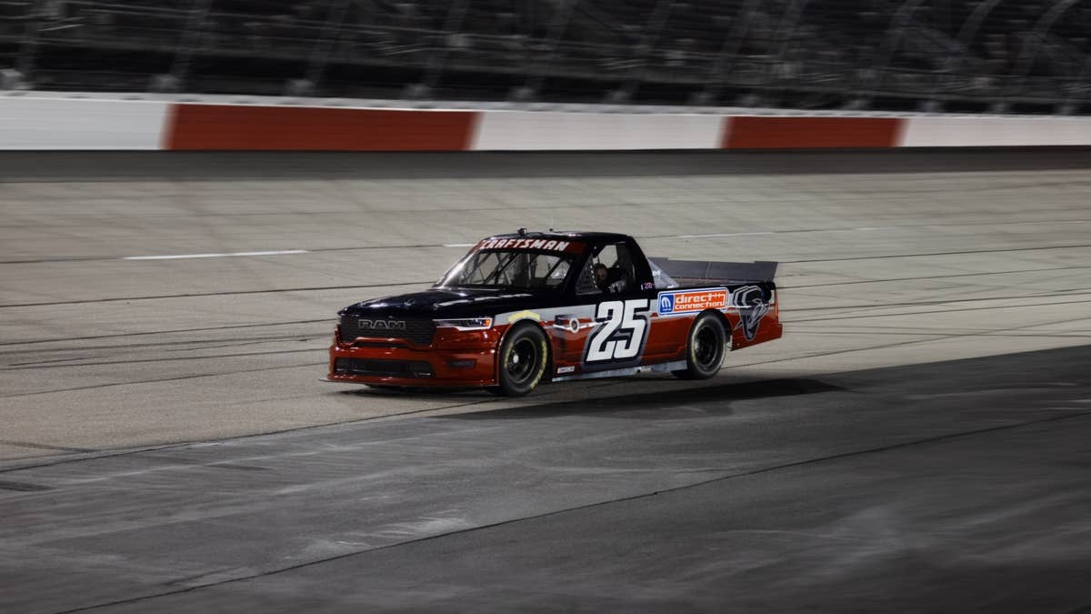 O retorno de Dodge na NASCAR pode acontecer mais cedo do que o esperado