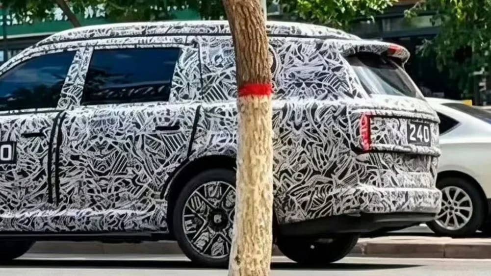 O primeiro SUV de tamanho real da Xiaomi ganha uma barraca no teto e alcance de 900 milhas