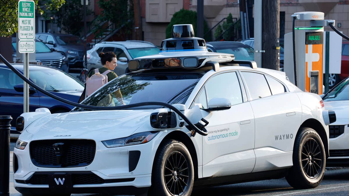 Waymo Robotaxis pode entrar em zonas fechadas de construção de rodovias