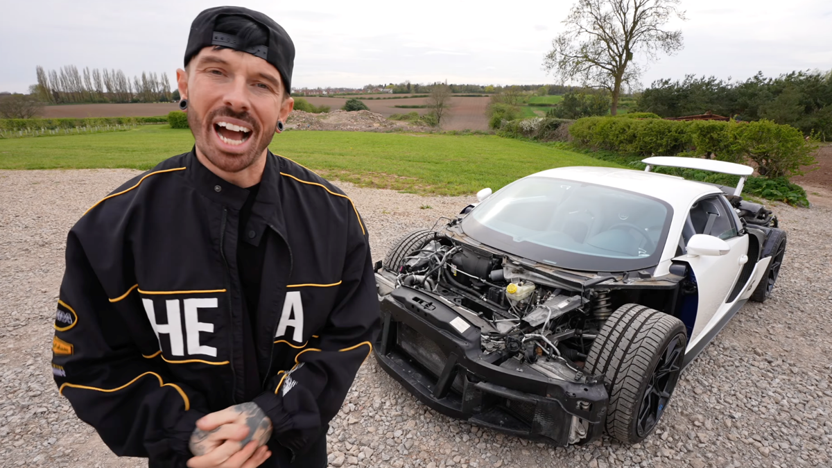 YouTuber contorna conta de serviço de US$ 25 mil da Bugatti e gasta apenas US$ 1.600