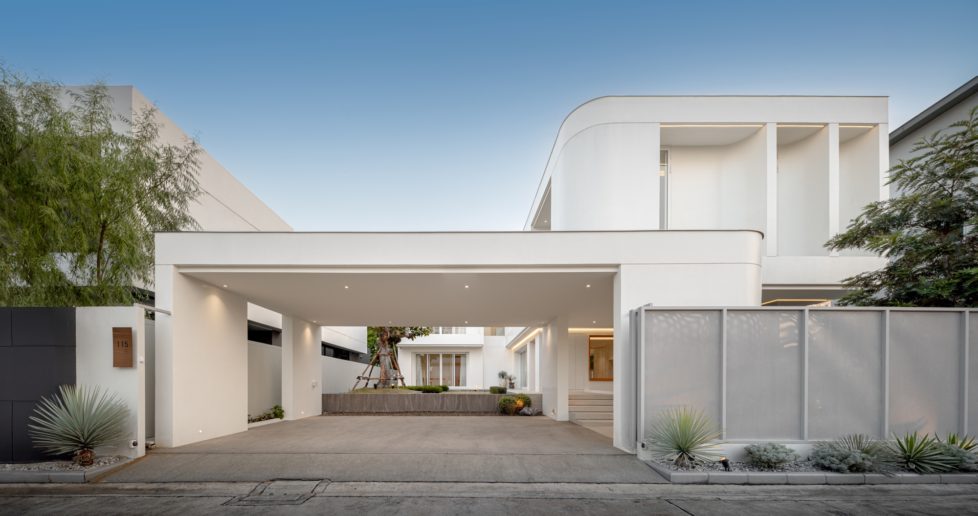 Casa JNG / BodinChapa Architects