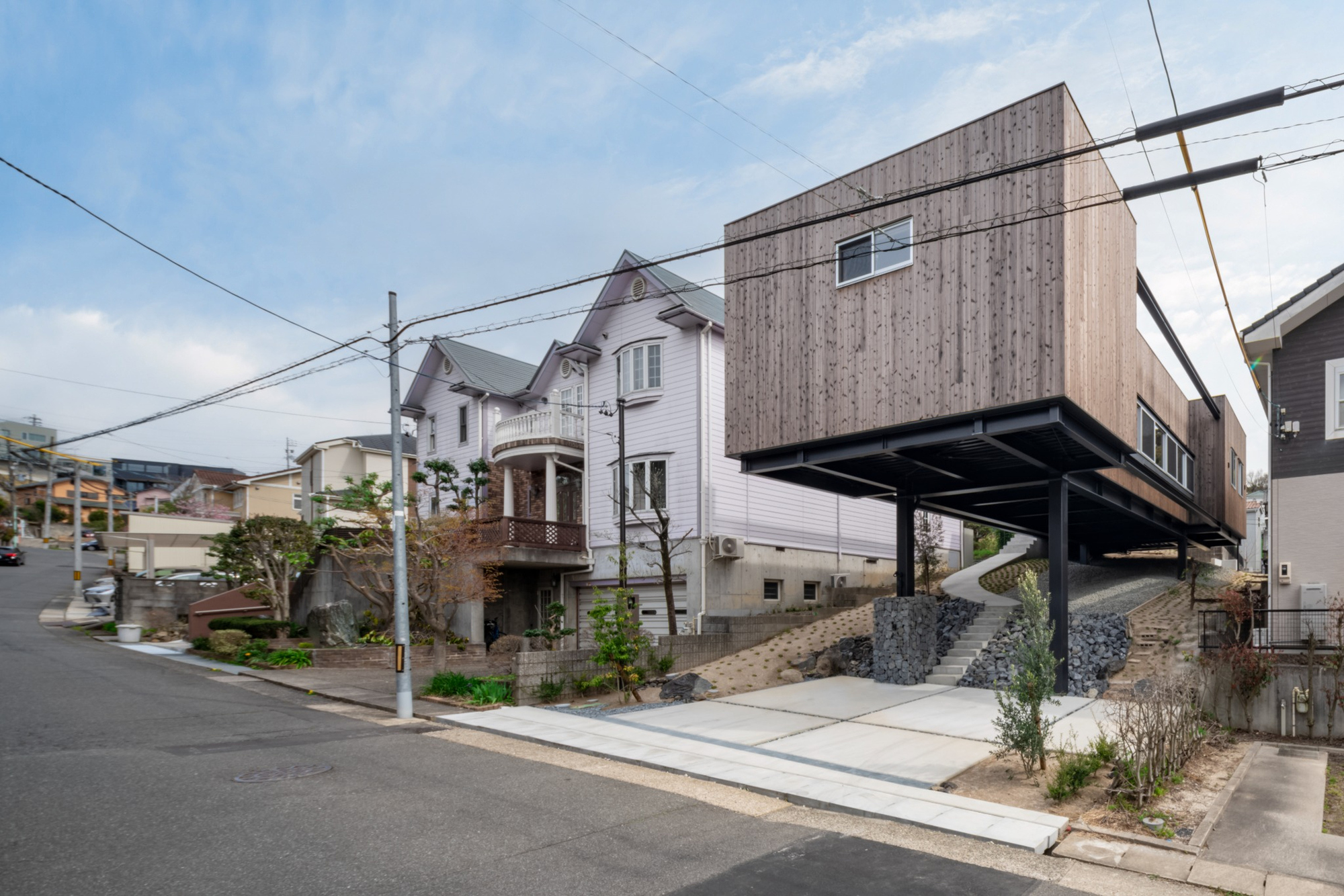 Casa fora do chão / arquitetura nanométrica