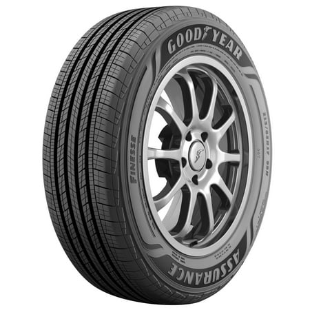 O pneu com garantia de longa duração da Goodyear para todas as estações tem 35% de desconto na promoção especial do Walmart